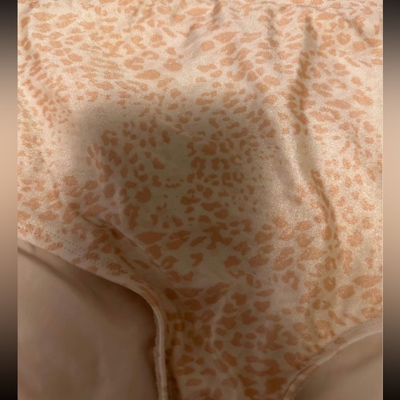 Em & May animal print bikini - Picture 2 of 3